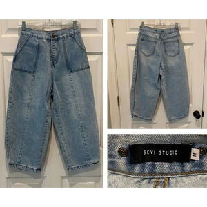 Sevi Studio Baggy Crop Jean in Medium Wash 16671